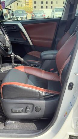 Al Sharafeyah, Vehicles, Cars & Trucks , SAR 62000,  Toyota RAV4,  2015,  Automatic,  120 KM,