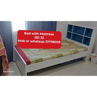 Manama, Furniture, BHD 32,  🌍🌏Bed With Mattress In Good Condition For Sale With Delivery