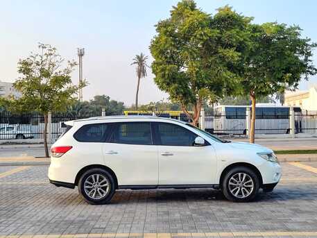 Manama, Vehicles, Cars & Trucks , BHD 4100,  Nissan Pathfinder,  2015,  Automatic,  70000 KM,  SINGLE OWNER
