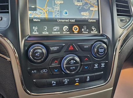 Juffair, Vehicles, Cars & Trucks , BHD 4700,  Jeep Grand Cherokee,  2014,  Automatic,  166507 KM,   Summit For Sale