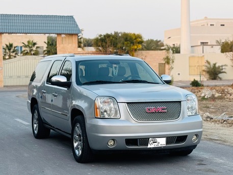 Hamala, Vehicles, Cars & Trucks , BHD 5500,  GMC Yukon Denali,  2013,  Automatic,  131000 KM,