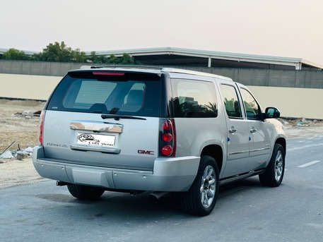Hamala, Vehicles, Cars & Trucks , BHD 5500,  GMC Yukon Denali,  2013,  Automatic,  131000 KM,