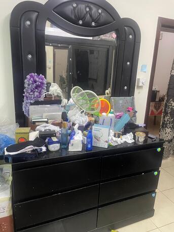 Thuqbah, Furniture, SAR 600,  Bed Set ( Bed,200*180 & 6 Door Wardrobe, Dressing Table