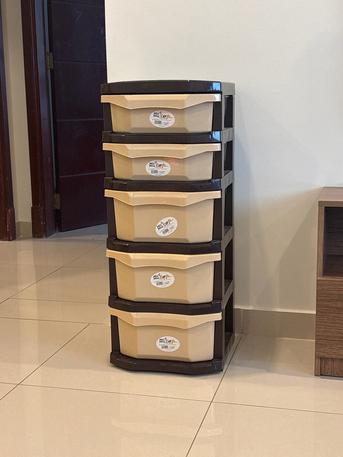 Al Shatea Al Sharqi, Household Items, SAR 30,  5 Tray Storage Container