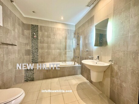 Kuwait City, Villas, KWD 650,  Luxury 3-Bedroom Villa Floor For Rent In Mangaf