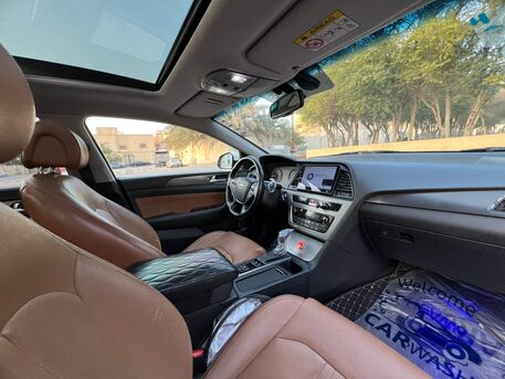 Al Zahra, Vehicles, Cars & Trucks , SAR 42000,  Hyundai Sonata,  2015,  Automatic,  135121 KM,    NEAT AND CLEAN FOR SALE