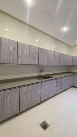 Kuwait City, Apartments/Houses, KWD 1000/month,  5 BR,  For Rent: Luxurious Ground Floor Apartment In Al-Surra - Super Deluxe Finishing