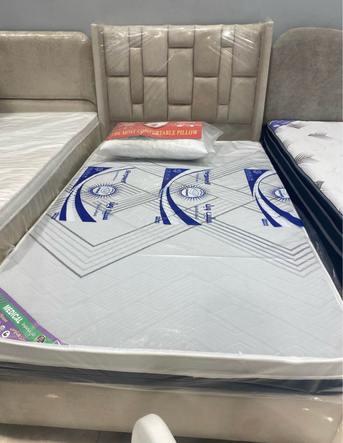 Jeddah, Furniture, SAR 10,  Medium Bed With Mattress Available