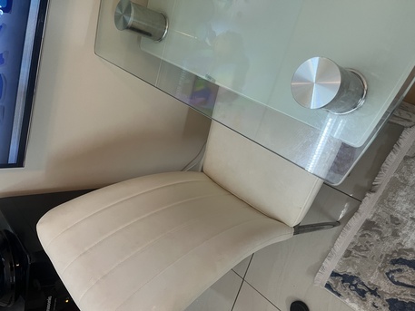 Riyadh, Furniture, SAR 1000,  Dinning Table