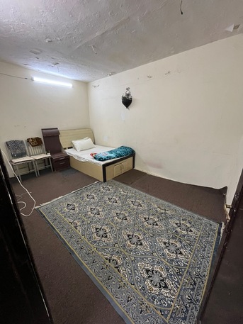 Manfouha, Rooms Available, SAR 1100/month,  Furnished,  Furnished Room Available For Bachelor 1000 SAR Per Month, Front Of Manfouha Metro Station.