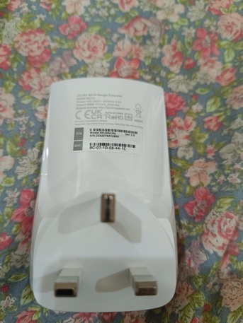 Al Rehab, Electronics, SAR 120,  BRAND NEW UNUSED TP-LINK WIFI EXTENDER PURCHASED PRICE 150 SAR