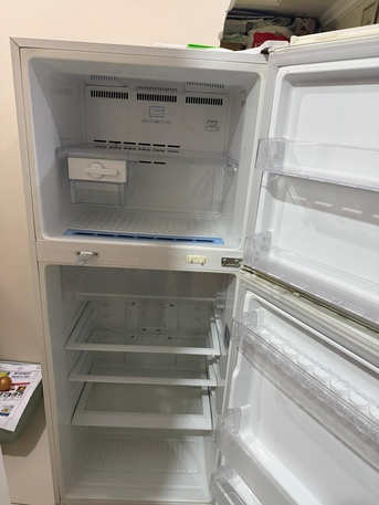 Dammam, Household Items, SAR 1200,  LG Refrigerator For Sale &ndash; Excellent Condition