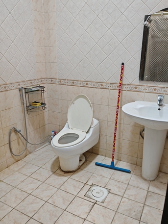 Al Malaz, Rooms for Rent, SAR 1500/month,  Room Available For Executive Bachelor Per Month SAR 1500