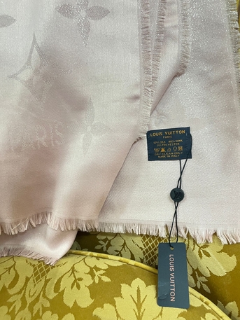 Ad Diriyah, Clothing & Accessories, SAR 150,  Luxury Style Shawls-First Copy Quality