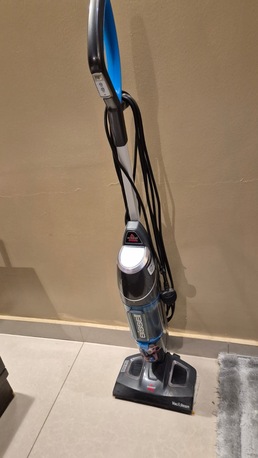Riyadh, Appliances, SAR 500,  Vacuum Cleaner USA BISSEL Limited Usage