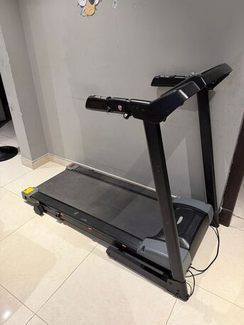 Al Murabba, Furniture, SAR 1999,  Sofa (Single/Double/Triple) Dining Table Treadmill