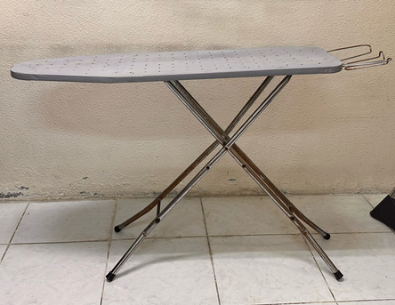 Dammam, Household Items, SAR 70,  Iron Metal Stand