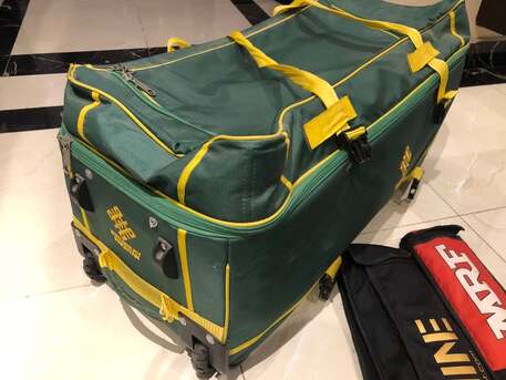 Jeddah, Sporting Goods, SAR 1,  HARD BALL CRICKET GEAR FOR SALE, BATS PADS, HELMET ETC