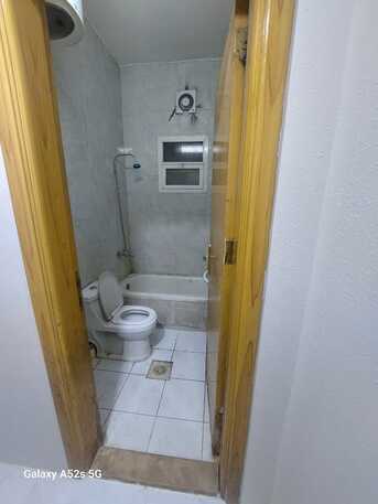 Hara, Bedspace Available, SAR 700/month,  700/- I Would Like To Share My Family Flat Bed Space With A Separate Washroom