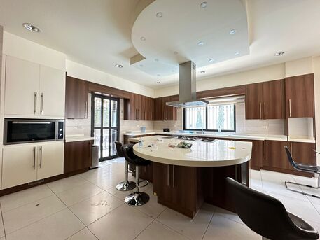 Abdoun, Villas, JOD 70000,  Furnished,  750 Sq. Meter,  Attached Villa For Rent In Abdoun