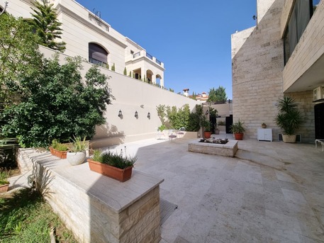 Abdoun, Apartments/Houses, JOD 30000/year,  3 BR,  360 Sq. Meter,  Ground Floor Apartment For Rent In Abdoun