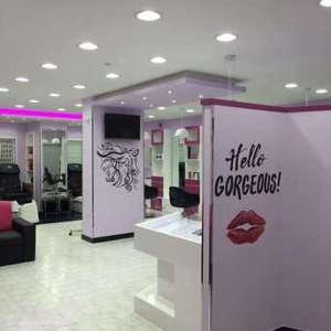 2 Beautifully Designed Salons For Sale.with Goid Business.