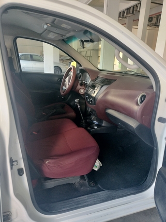 Salmaniya, Vehicles, Cars & Trucks , Nissan Navara,  2017,  Manual,  149000 KM,    ( Diesel)