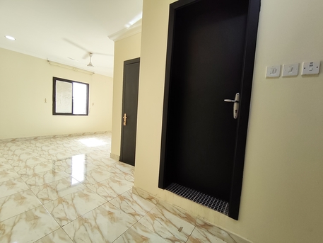 Zinj, Apartments/Houses, BHD 140/year,  1 BR,  Zinj:- Studio Flat On Rent With Unlimited  Ewa