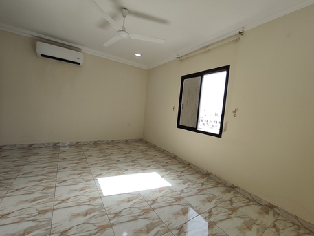 Zinj, Apartments/Houses, BHD 140/year,  1 BR,  Zinj:- Studio Flat On Rent With Unlimited  Ewa
