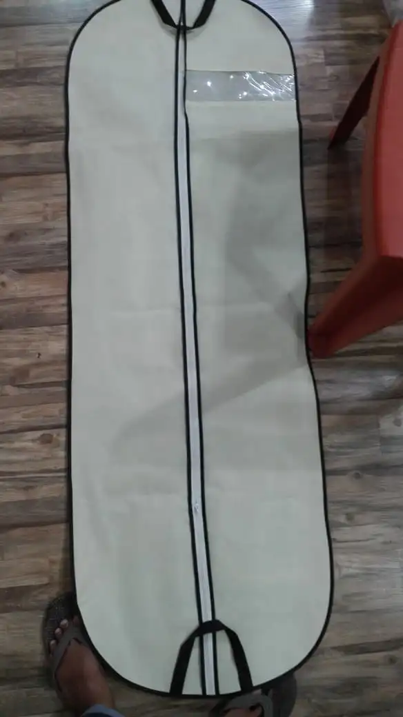 Dubai, Household Items, Non Woven Abaya Covers In UAE Dubai