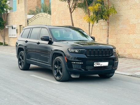 Manama, Vehicles, Cars & Trucks , BHD 14500,  Jeep Grand Cherokee,  2022,  38000 KM,  ▓█▇▅ Under Warranty - Agent Maintained ▅▇█▓