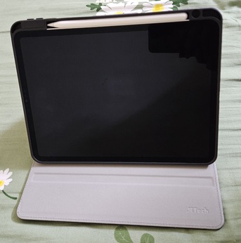 Riyadh, Tablet Computers, SAR 2399,  IPad Pro 11 M1 With Pencil And Other Accessories