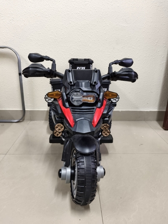 Jubail, Baby & Kid Stuff, SAR 280,  Urgent Sale: 3 Wheel Kids Rechargeable Battery Electric Bike With Charger