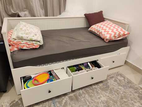 Al Malqa, Baby & Kid Stuff, SAR 500,  Kids Bed (Cot), Chest Of Drawers, Jumperoo, Free Delivery