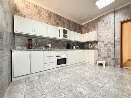 Kuwait City, Apartments/Houses, KWD 1300/month,  6 BR,  Salwa - Large 6 Bedrooms Duplex With Yard