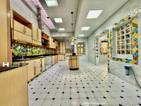 Kuwait City, Villas, KWD 2200,  Spacious 7-Bedroom Villa For Rent In Adan