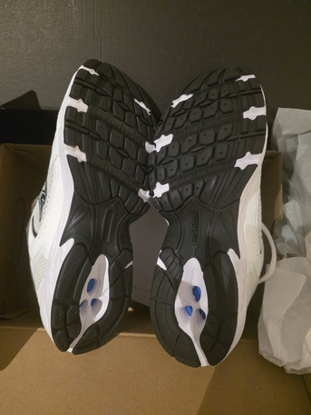 Manama, Clothing & Accessories, BHD 40,  New Balance Shoes 530