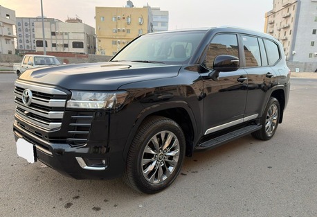 Jeddah, Vehicles, Cars & Trucks , SAR 255500,  LC300 2024 GXR3 (DIESEL),  2024,  Automatic,  15000 KM,