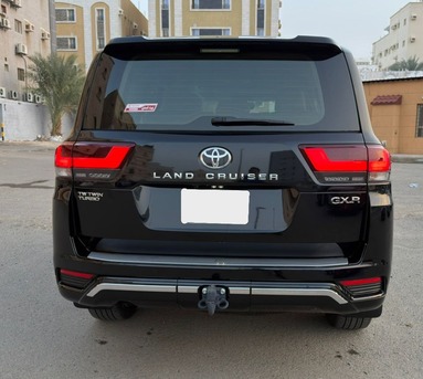 Jeddah, Vehicles, Cars & Trucks , SAR 255500,  LC300 2024 GXR3 (DIESEL),  2024,  Automatic,  15000 KM,
