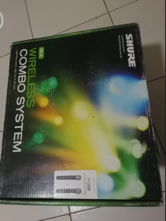 Olaya, Musical Instruments, SAR 2300,  SHURE DUAL WIRELESS MICS