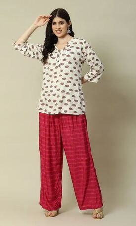 Mumbai, Clothing & Accessories, INR 500,  Bottomwear For Women