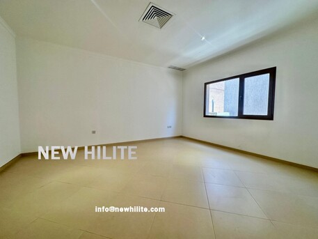 Kuwait City, Villas, KWD 1700,  Elegant Villa With Garden For Rent In Egaila