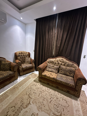 Hidd, Furniture, BHD 75,  Full Set Seats 7 & Carpet Big Free (bahrian Wood)