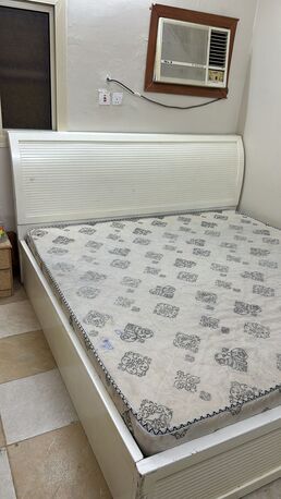 Al Baha, Furniture, SAR 400,  KING SIZE DOUBLE BED WITH MADICATED MATTRESS ALONG WITH BIG ALMIRAH FOR SALE