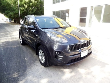 Zinj, Vehicles, Cars & Trucks , BHD 4800,  Kia Sportage,  2019,  Automatic,  76000 KM,   GDI SUV FOR SALE OR EXCHANGE WITH SEDAN