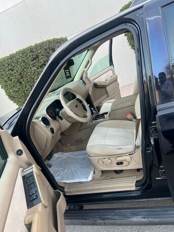 Hara, Vehicles, Cars & Trucks , SAR 15000,  Ford Explorer,  2009,  Automatic,  300000 KM,   Immaculate Condition For Sale Family Used Car 15000sar