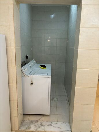 Jubail, Apartments, Flats, Houses & Villas, SAR 3000/month,  3 BR,  5200 Sq. Meter,  3BHK Semi-Furnished NEW Flat Available In Khaldiya!
