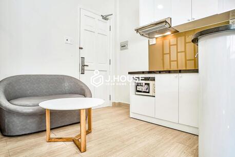 Ho Chi Minh City, Apartments/Houses, VND 11900000/month,  Furnished,  Studio,  25 Sq. Meter,  Cozy Studio With Large Window Apartment For Rent In District 1