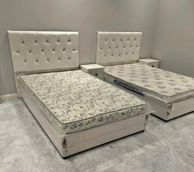 Jeddah, Furniture, SAR 5,  Medium Size Bed 🛏️ With Mattress Available In Low Price