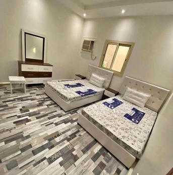 Jeddah, Furniture, SAR 5,  Medium Size Bed 🛏️ With Mattress Available In Low Price